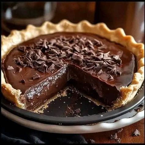 B. Dylan Hollis | Most of my recipes are hidden from you | Facebook Easy Chocolate Pie Recipe, Easy Chocolate Pie, Chocolate Silk Pie, Crustless Pumpkin Pie, Buttery Pie Crust, Chocolate Pie Recipes, Preppy Kitchen, Cream Pie Recipes, Chocolate Pie