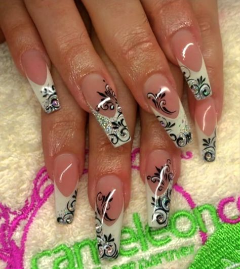 Elaborate Nails, 2000 Nail Designs, Airbrush Nail Designs, Nails Airbrush, Airbrush Nail, Hand Candy, Wow Nails, Punk Nails, Airbrush Nails