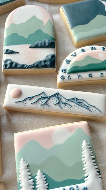 Camping Cookies, Flooding Cookies, Royal Icing Sugar, Royal Iced Cookies, Sugar Cookie Royal Icing, Iced Sugar Cookies, Sugar Cookie Designs, Decorated Sugar Cookies, Pretty Cookies