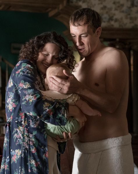 Frank Randall, Tobias Menzies, Diana Gabaldon Books, Outlander Claire, Heartland Tv Show, Outlander 3, Heartland Tv, Good Romance Books, Outlander Tv Series