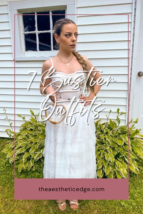 This look book of 7 bustier outfits has all the inspiration that you need to get started. You can easily build off of my ideas for these tops. Bustier Top Outfits, Bustier Outfit, Top Outfit Ideas, Coral Outfit, Tulle Skirts Outfit, White Tulle Skirt, Pineapple Clothes, Corset Outfit, Leather Bustier