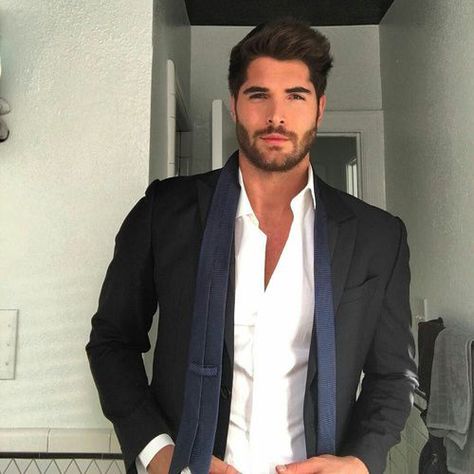 Samantha Camilla William.   Daughter of the richest family in the wor… #romance #Romance #amreading #books #wattpad Long Haired Men, Nick Bateman, Latin Men, Canadian Men, Francisco Lachowski, Nick Jonas, Poses For Men, Beard Styles, Good Looking Men