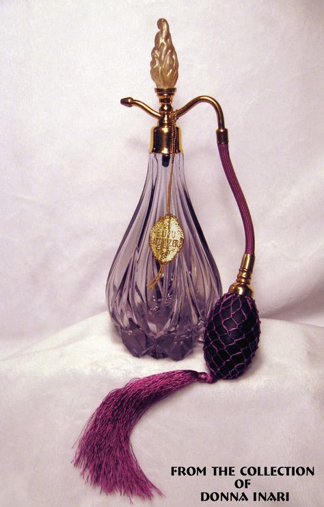 Fancy Perfume Bottles, Perfume Spray Bottle, Pretty Perfume Bottles, Perfume Bottle Art, Fragrances Perfume Woman, Perfume Collection Fragrance, Cord Cover, Beautiful Perfume Bottle, Antique Perfume Bottles