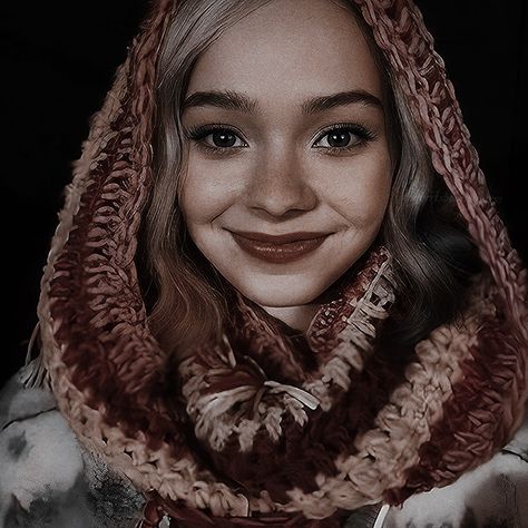 enid sinclair • wednesday 2022 Wednesday 2022, Enid Sinclair, Emma Myers, Wednesday Addams, Jenna Ortega, Bts, Tv, Quick Saves