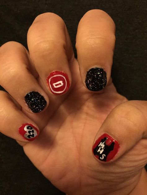 High School/College Wrestling Nail Art Wrestling Nails Designs, Wrestling Nails, Diy Wrestling Ring, Wrestling Aesthetic High School, High School Wrestling Pictures, School Nail Ideas, High School Wrestling, College Nails, College Wrestling