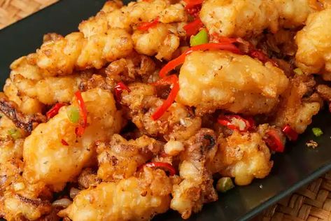 The Crispiest Salt and Pepper Squid (椒鹽鮮魷) | Made With Lau Lau Lau Recipe, Made With Lau, Salt And Pepper Squid, Turnip Cake, Chinese Family, Calamari Recipes, Cooking Chinese Food, Recipe Drawing, Vegetable Prep