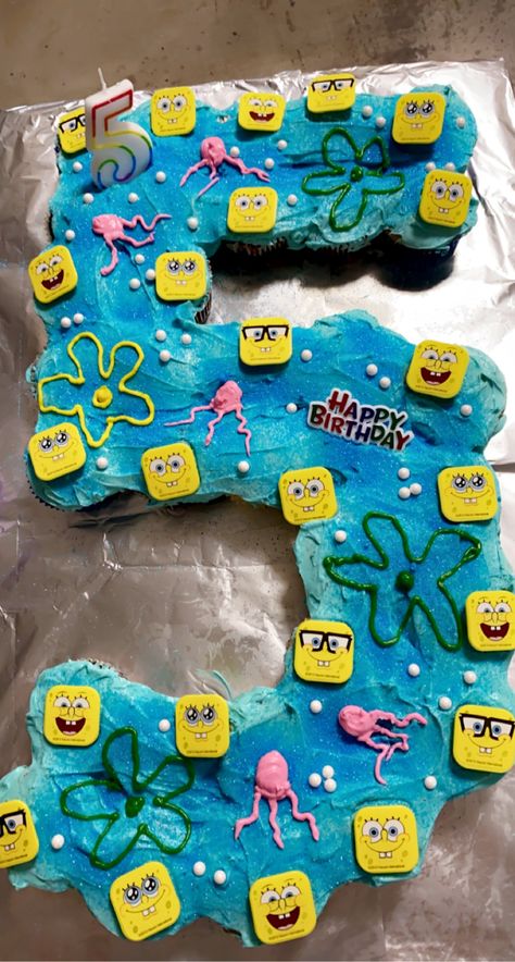 Spongebob Number Cake, Spongebob Cookie Cake, Number 5 Cupcake Cake, 5 Cupcake Cake, Spongebob Cupcake Cake, Spongebob Cupcakes, Sponge Bob Cupcakes, Spongebob Birthday Cake, Spongebob Halloween