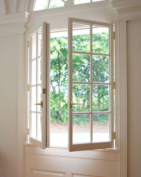 English Window Design, Penelope Bourbon, Upvc Window Design, Classic Window Design, Extension Windows, Shed Windows, Minimalist Window, House Window Design, Interior Window