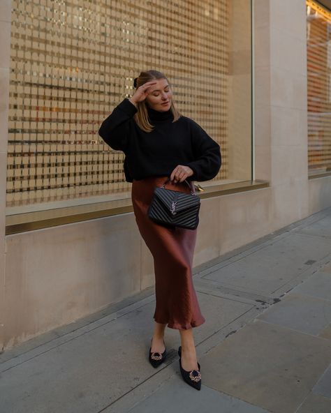 Silk Slip Skirt inspo Silk Red Skirt Outfit, Maroon Satin Skirt Outfit, Burgundy Satin Skirt, Orange Satin Skirt Outfit, Plus Size Satin Skirt Outfit, Burgundy Satin Skirt Outfit, Brown Satin Skirt Outfit, Red Satin Skirt Outfit, Satin Slip Skirt Outfit