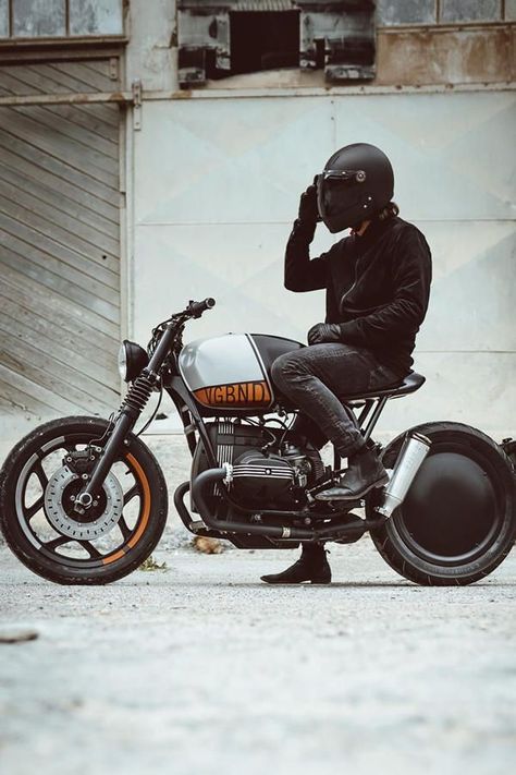 MODIFIED BMW MOTORRAD BIKES
Custom BMW R80 RT ‘V09’ by Vagabund Moto Modified Bmw, Bmw R80, Bmw Scrambler, Custom Bmw, Bike Exif, Bmw Cafe Racer, Scrambler Motorcycle, Cafe Racer Bikes, Foose