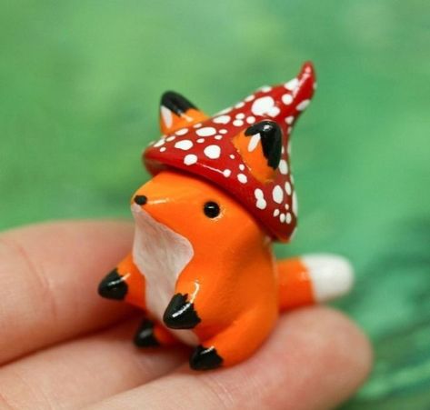 Clay Fox Easy, Fox Ceramic, Clay Fox, Fox Crafts, Clay Diy Projects, Tanah Liat, Clay Craft, Polymer Clay Animals, Cute Polymer Clay