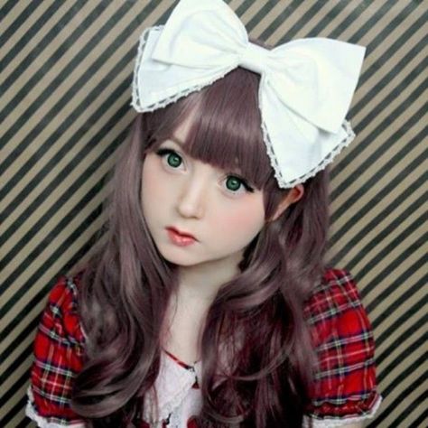 Greyish Purple Hair, Venus Angelic, Pinterest Japan, J Makeup, Valeria Lukyanova, Dakota Rose, Human Doll, Japan Photography, Japanese Makeup