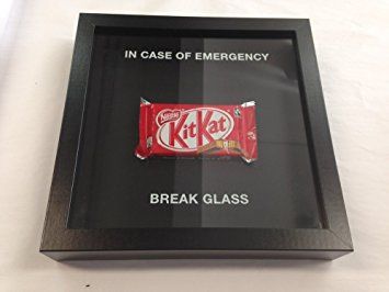 In case of emergency break glass. Cute little birthday gift idea! Easy Starters, Presents For Girlfriend, Grass Wall, Cute Couple Gifts, Easter Birthday, Long Distance Gifts, Diy Gifts For Boyfriend, Birthday Gifts For Best Friend, Crafts To Make And Sell