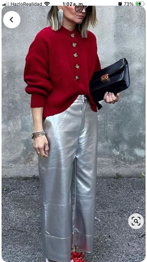 Silver Pants Outfit, Chic Work Outfits Women Summer, Elegantes Outfit Damen, Chic Work Outfits Women, Work Outfits Women Office, Silver Pants, Work Outfits Women Summer, Casual Outfits For Work, Professional Outfits Women