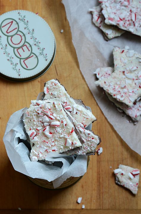 Chocolate Peppermint Bark. This #recipe is quick and easy to make, and perfect for the last-minute holiday party gift or treat! #christmas #candy Chocolate Peppermint Bark Recipe, White Chocolate Peppermint Bark, Homemade Peppermint Bark, Peppermint Bark Recipes, Chocolate Peppermint Bark, Leftover Candy, Bark Recipe, Peppermint Bark, Chocolate Bark