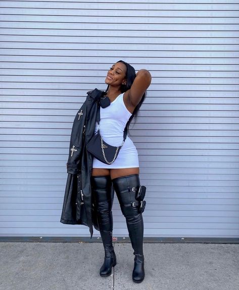 Talitha Jane, Thigh High Boots Outfit Winter, Black Thigh High Boots Outfit, Thigh High Boots Outfit, Girl Outfit Ideas, Black Boots Outfit, High Boots Outfit, Cold Outfits, Baddie Outfits Casual