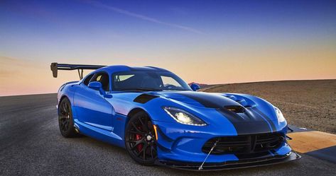 Dodge Viper Acr, Viper Car, Dodge Srt, Mopar Muscle Cars, Driving Lessons, Dodge Viper, Us Cars, American Muscle Cars, Performance Cars