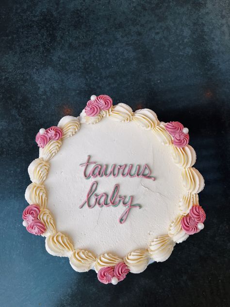 Taurus Babe Birthday Cake, Taurus Cake Ideas Aesthetic, Taurus Birthday Aesthetic, Taurus Birthday Cake Aesthetic, Taurus Baby Cake Aesthetic, Taurus Bday Cake, Taurus Cake Aesthetic, Taurus Cakes, Astrology Birthday Cake