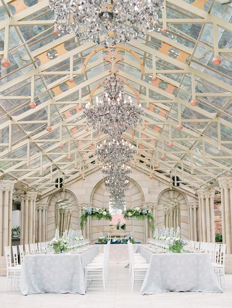 elegant wedding receptions - photo by Rensche Mari http://ruffledblog.com/editorial-wedding-at-shepstone-gardens Event Venue Design, Glass House Wedding, Reception Bride, Events Place, Earthy Wedding, Elegant Wedding Inspiration, Elegant Wedding Reception, Multicultural Wedding, Wedding Set Up