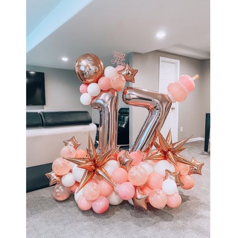 Balloon Arrangements Birthday, Fancy Birthday Party, 21 Balloons, Balloon Business, Bouquet Arrangement, 18th Bday, 18th Birthday Cake, Dream Party, Girl Birthday Decorations