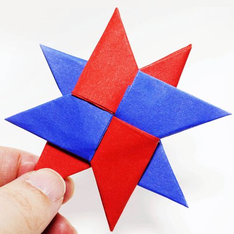 Origami Transforming Ninja Star, Origami Envelope Easy, Ninja Star Origami, Ninja Crafts, Star Paper Craft, Origami Pig, Origami Star Paper, Origami Turtle, Hearts Paper Crafts