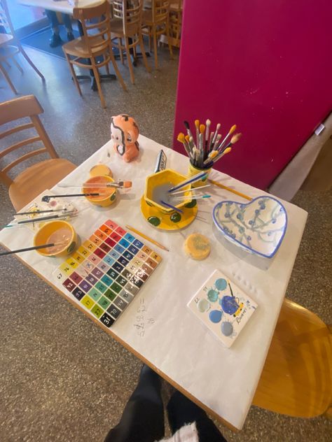 Boyfriend and girlfriend covid date to paint your own pottery place in New York City . Color Me Mine Date, Color Me Mine, Couple Stuff, Soft Aesthetic, 14th Birthday, I Love My Girlfriend, Girl Day, Sharks, To Color