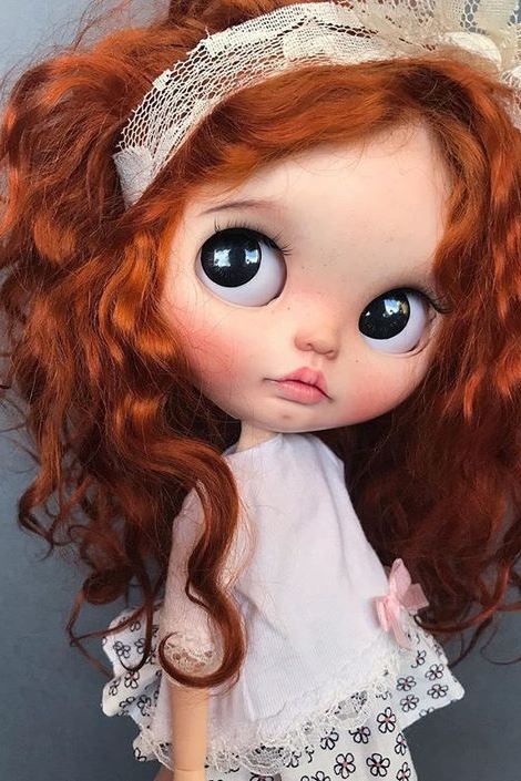 Red Hair Brown Eyes, Red Hair Doll, Dolls Custom, Red Curly Hair, Blythe Custom, Original Dolls, Blythe Clothes, Pretty Dolls, Felt Dolls