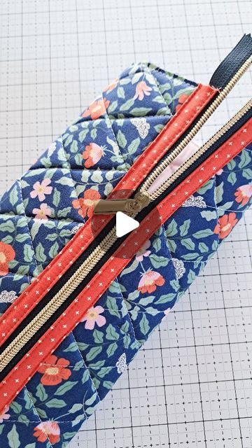 Kristina Brinkerhoff || Modern Sewing and Quilting Patterns | Alpen Belt Bag Sew Along Day 3  Today we're installing the zipper! 🎉  ❤️ When adding the Zipper Bindings, attach them to the two sides... | Instagram Sewing Zippers In Bags, Zipper Hacks, Zipper Projects, Belt Bag Pattern, Zipper Tutorial, Sew Zipper, Sewing And Quilting, The Fold, Quilting Patterns