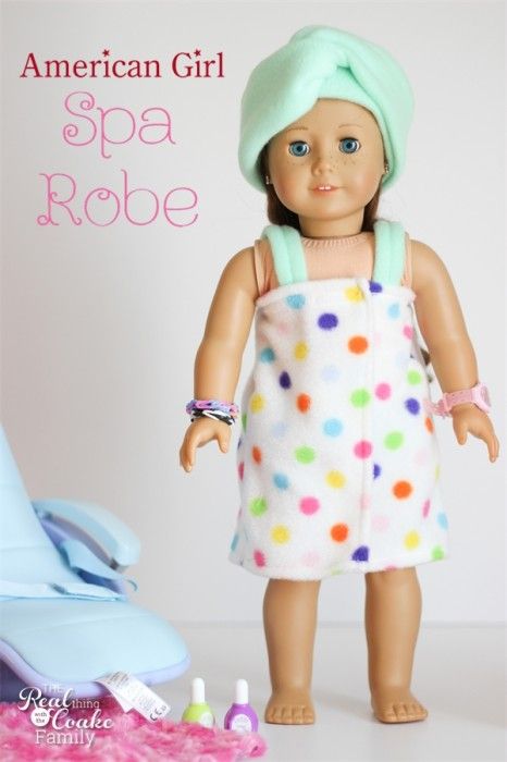 American Girl doll diy clothes and accessorizes that you can DIY - A girl and a glue gun Og Dolls, American Girl Birthday, American Girl Diy, Girls Doll, Boy Doll Clothes, American Girl Doll Diy, American Girl Patterns, Doll Things, Bath Wrap