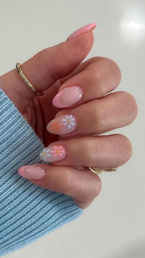 Easter Nail Ideas Coffin, Spring Nails Not Acrylic, Short Acrylic Nails Almond Spring, French Tip With Floral Accent Nail, Almond Spring Break Nails, Cute Simple Nails Spring, Cute Almond Nails Design Flowers, Gel X Nail Designs Almond Short, Short Almond Gel X Nail Designs Summer