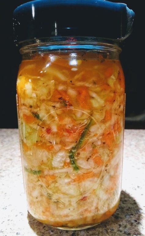 Curtido (El Salvadoran Fermented "Kraut") - Insane in the Brine Cortido Recipe, Best Prebiotic Foods, Curtido Recipe, Fermented Vegetables Recipes, Prebiotic Foods, Fermented Veggies, Probiotic Benefits, Fermented Cabbage, Sauerkraut Recipes