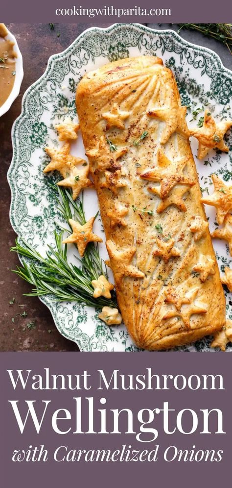 Walnut Mushroom Wellington with Caramelized Onions (Vegan) Vegetarian Christmas Main, Rosemary Mushrooms, Thanksgiving Main Dish, Mushroom Wellington, Christmas Vegan, Vegetarian Thanksgiving Recipes, Vegetarian Christmas, Vegetarian Thanksgiving, Vegan Main Dishes