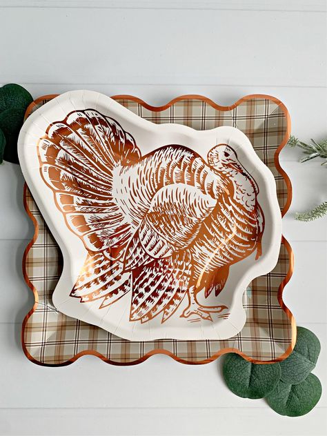 Add a touch of charm to your Thankgiving table this holiday season with our stunning Turkey Appetizer and Dessert Plates adorned with elegant copper foil. These plates are perfect for adding a delightful harvest ambiance to your Thanksgiving celebration, and are guaranteed to earn you countless compliments from your guests. * includes 8 paper plates  * 10"  * copper foil Each package includes 8 durable paper plates that measure 10 inches in diameter, making them the ideal size for serving appetizers and desserts during your festive gathering. The shimmering copper foil design beautifully showcases a regal turkey, capturing the essence of the season. Whether you're hosting an intimate family get-together or a larger gathering with friends, these plates are a must-have addition to your holid Turkey Dessert, Turkey Desserts, Turkey Appetizers, Turkey Plates, Thanksgiving Paper, Holiday Party Themes, Foil Design, Holiday Feast, Thanksgiving Celebration