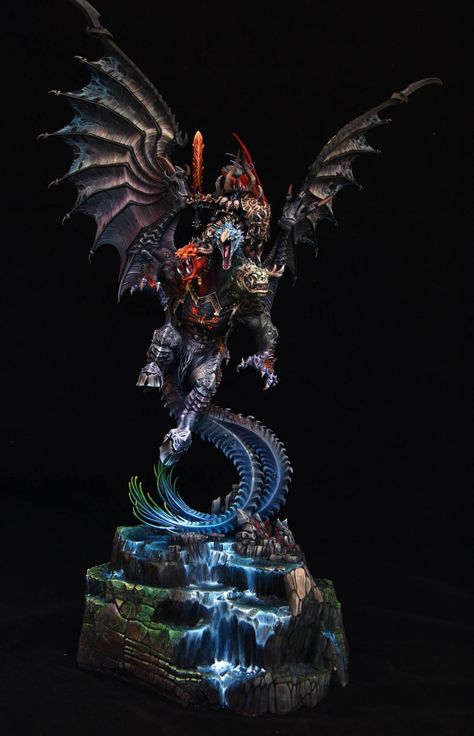 Archaon The Everchosen, Warhammer Bases, Warhammer 40k Necrons, Warhammer Tabletop, Amazing Miniatures, Warhammer Chaos, Night Lords, Dnd Minis, Warhammer Age Of Sigmar