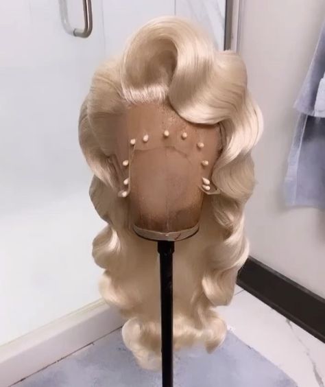 Drag Updo Wigs, Dragqueen Hairstyle, Drag Wigs Styling, Showgirl Hair, Marilyn Monroe Wig, Drag Queen Wigs, Drag Hair, Drag Wigs, High Fashion Hair