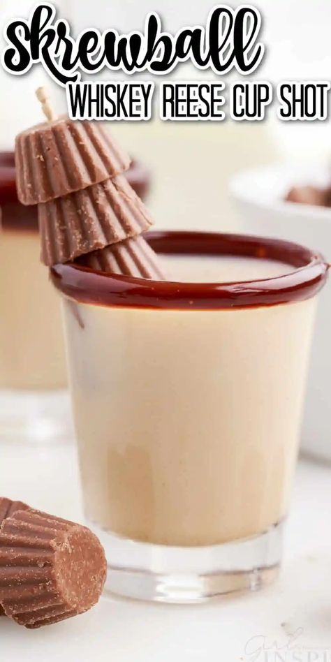 Easy Shot Recipes, Easy Party Treats, Reese Cup, Butter Desserts, Reeses Cups, Frozen Hot Chocolate, Whiskey Tasting, Boozy Desserts, Peanut Butter And Chocolate