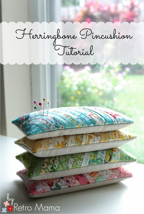 Needle Pillow Sewing Pin Cushions, Quilted Pin Cushion Patterns, Quilted Pin Cushions, Free Pincushion Sewing Patterns, Patchwork Pillows Ideas Free Pattern, Free Pincushion Patterns, Pin Cushions Patterns Free, Pin Cushion Ideas, Pin Cushion Diy