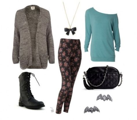 What to Do, What to Wear: Haunted Houses or Hayrides - College Fashion Hayride Outfit, House Outfit Ideas, Haunted House Outfit, Outfit Ideas Cold Weather, Cute Fall Outfit Ideas, Haunted Hayride, Flower Pants, What Is Fashion, Fun Fall Activities