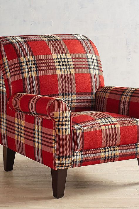 26 Best Cozy Chairs For Living Rooms - Most Comfortable Chairs for Reading Printed Accent Chairs, Plaid Chair, Comfortable Living Room Chairs, French Country Living Room, Lounge Ideas, Cozy Chair, Living Room Sofa Design, Country Living Room, Elegant Living Room