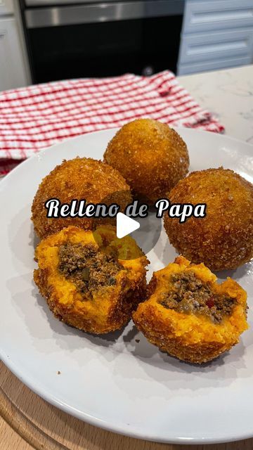 Papa Rellena Recipe Puerto Rican, Sofrito Recipe Dominican, Boiled Potatoes Recipe, Pasteles Recipe, Fried Potato Balls, Rellenos Recipe, Sofrito Recipe, Yukon Potatoes, Stuffed Potato Balls