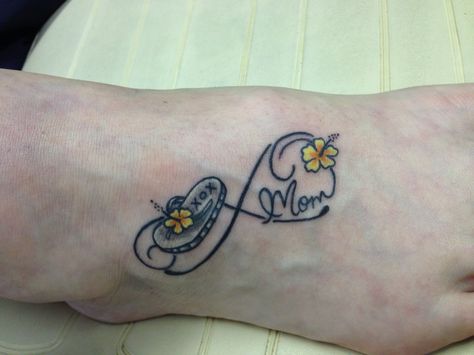 Flip flop infinity tattoo Flip Flop Tattoo, Plumeria Tattoo, Cousin Tattoos, Key Tattoos, Tattoo Pictures, Foot Tattoos For Women, Tattoo Now, Infinity Tattoos, Wrist Tattoos For Women