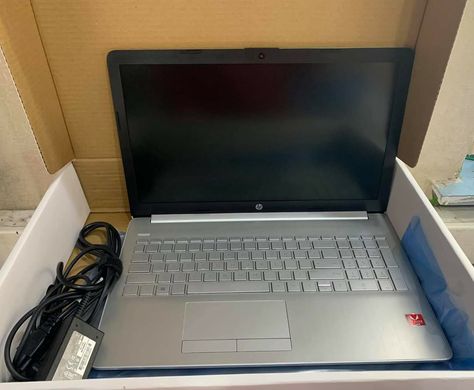 Slim Edition HP 15 NoteBook PC AMD A9-9420 4GB RAM 1000GB HDD Radeon Graphics 15.6” Ksh.45,000 Call us 0720 823 229 Website www.tushoponline.co.ke New Love Pic, 2024 Energy, Apple Laptop Macbook, Tire Pictures, Dream Frame, Delivery Pictures, Love Heart Images, Laptop Shop, New Laptop