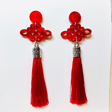 Chinese Lucky Knot, Chinese Jewelry Traditional, Earrings Asian, Asian Accessories, Chinese Accessories, Charms Earrings, Chinese Jewelry, Asian Jewelry, Traditional Earrings