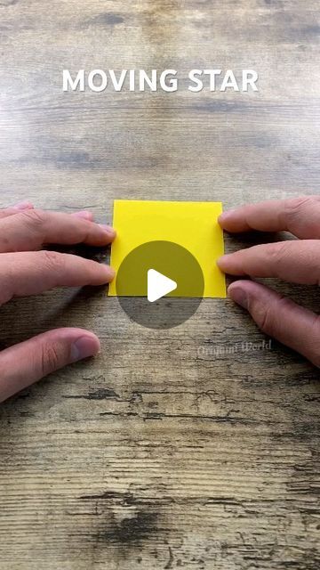 Origami That Moves, How To Fold Paper Stars, Cool Paper Crafts Diy, How To Make Things Out Of Paper, Cute Crafts Paper, How To Make Paper Stars, Easy Paper Crafts For Kids Simple, Paper Crafts Cute, Star Crafts