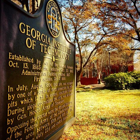 One of the advantages of Georgia Tech: the beautiful weather. A picture of a 70 degree day on campus in December. Georgia Tech Aesthetic, Admin Building, 2023 Moodboard, Tech Girl, Tech Aesthetic, Trade School, Tech Lifestyle, Dream College, Yellow Jackets