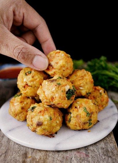 Salmon Meatballs, Food Entrees, Recipe For Salmon, Salmon Patties, Easy Salmon, Cooking Salmon, Meatball Recipes, Croquettes, Fish Dishes