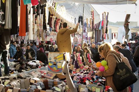 Famous open-air flea markets in İstanbul Turkey Trip, Turkey Travel Guide, Victoria Secret Pajamas, Turkey Travel, Beautiful Evening, Flea Markets, Fresh Produce, Shopping Center, Open Air