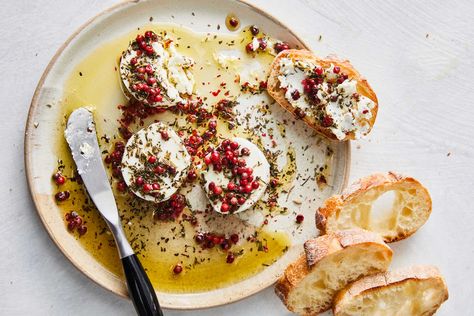 Pink Peppercorn-Marinated Goat Cheese Recipe Marinated Goat Cheese, French Appetizers, Vegetarian Comfort Food, Salmon And Shrimp, Shrimp And Vegetables, Quick Pasta, Goat Cheese Recipes, Pink Peppercorn, Slow Cooker Bbq