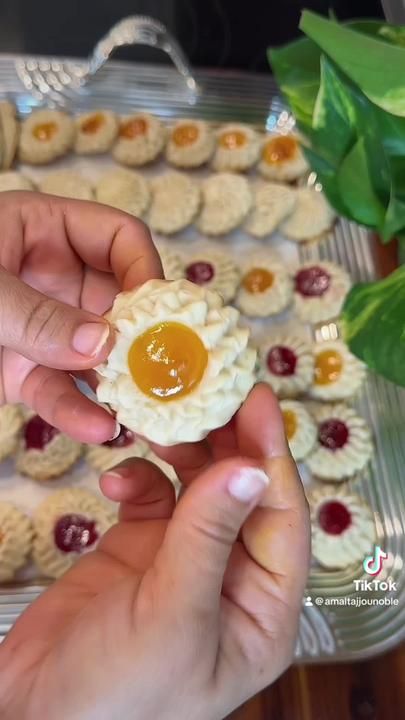 Biscuits Ideas, Eid Biscuits, Eid Cookies, Coconut Biscuits, Make Butter, Tea Time Snacks, Ramadan Recipes, Egg Yolks, Orange Zest