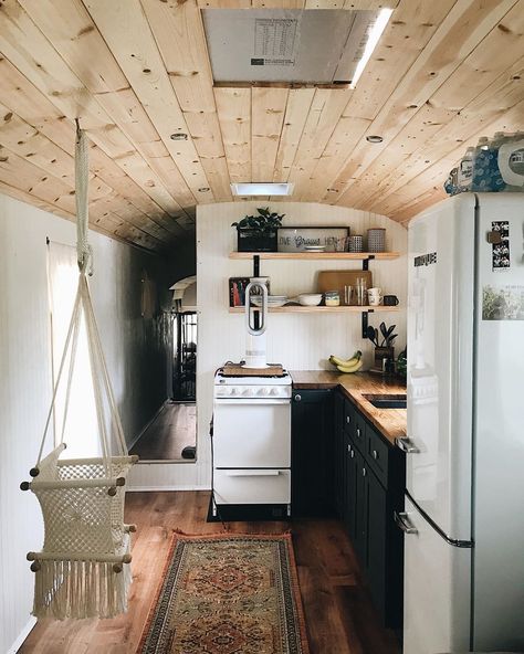 Skoolie Flooring Ideas, Converted Train Car Tiny House, 70s Retro Camper Interior, Skoolie Decor Ideas, Skoolie Organization, Skoolie Door, Skoolie Conversion, School Bus Tiny House, School Bus House